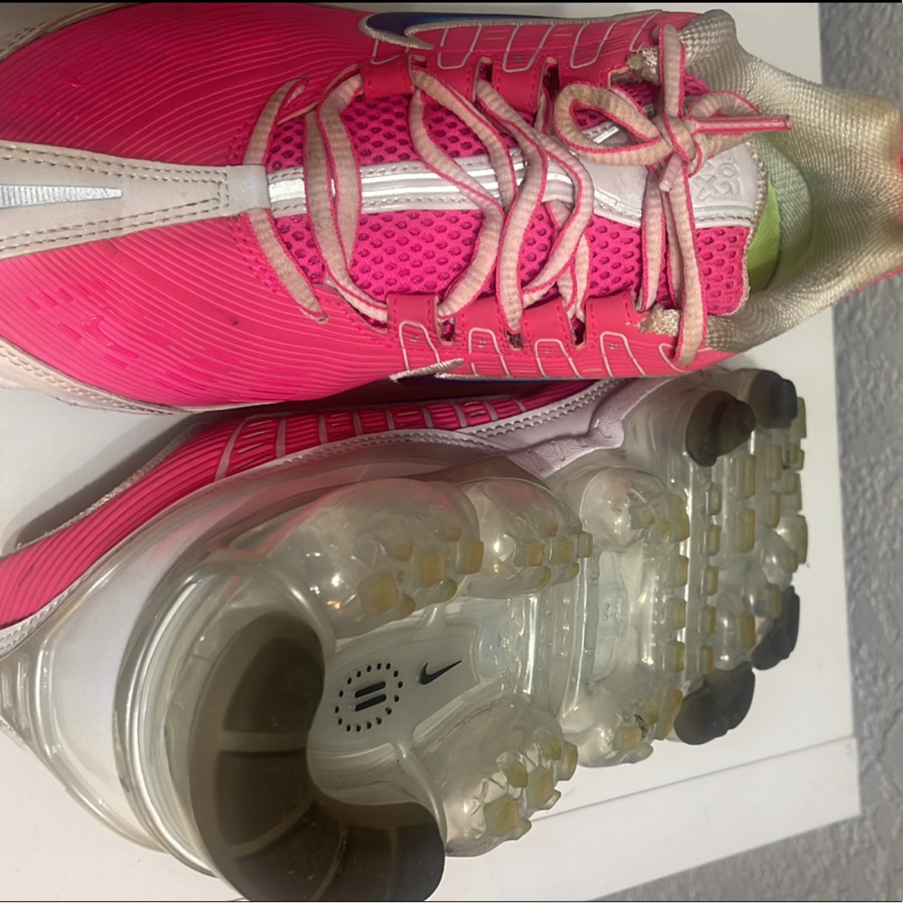 Nike vapor max size 9 women but perfect for size 8 or 8.5